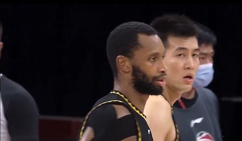 激情伊人